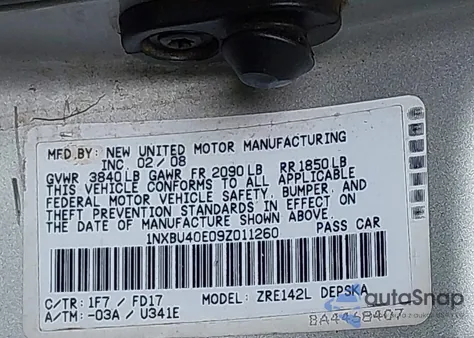 2009 Toyota Corolla S z USA, uszkodzony, nr VIN 1NXBU40E09Z011260